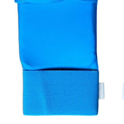 Close-up of Krolin IRONFLEX karate gloves – breathable, padded fabric with reinforced stitching for martial arts protection.